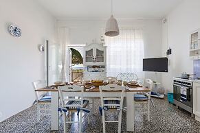 3716 Villetta White by Barbarhouse