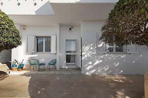 3716 Villetta White by Barbarhouse