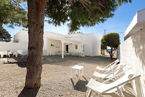 3716 Villetta White by Barbarhouse