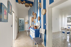 3716 Villetta White by Barbarhouse