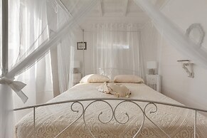 3716 Villetta White by Barbarhouse