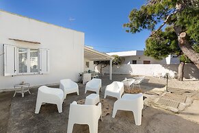 3716 Villetta White by Barbarhouse