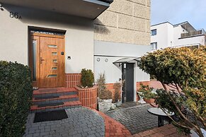 Quiet Apartment in Gdynia by Renters