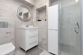 Quiet Apartment in Gdynia by Renters