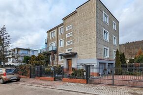 Quiet Apartment in Gdynia by Renters