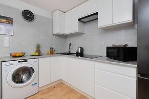 Quiet Apartment in Gdynia by Renters