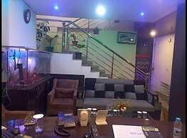 Hotel Candle Wood Shimla