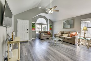 Charming Fort Walton Beach Home: 6 Mi to Ocean!