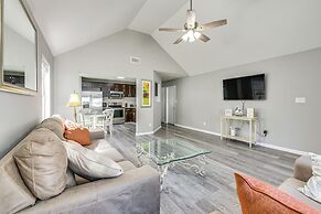 Charming Fort Walton Beach Home: 6 Mi to Ocean!