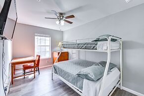 Charming Fort Walton Beach Home: 6 Mi to Ocean!