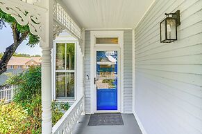 Granbury Home w/ Fire Pit, Walk to The Square!