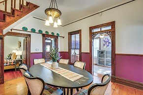 Granbury Home w/ Fire Pit, Walk to The Square!