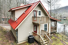 Santeetlah Lake Retreat w/ Dock: Walk to Water!