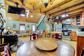 Santeetlah Lake Retreat w/ Dock: Walk to Water!