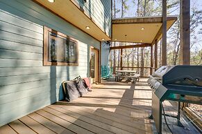 Broken Bow Cabin w/ Hot Tub, Pool Table & Fire Pit