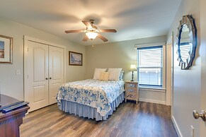 Galveston Vacation Home: 2 Mi to Galveston Beach!