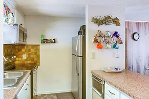 Beachfront Tavernier Abode w/ Balcony & Bay Views!