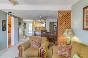 Beachfront Tavernier Abode w/ Balcony & Bay Views!