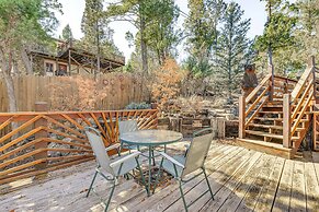 Ruidoso Cabin w/ Deck & Grills ~ 1 Mi to Midtown!