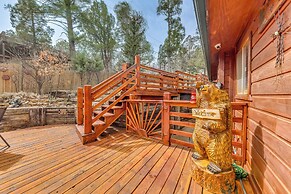 Ruidoso Cabin w/ Deck ~ 1 Mi to Midtown!