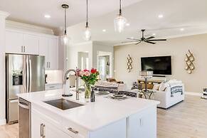 Port St Lucie Home w/ Lanai ~ 4 Mi to Downtown