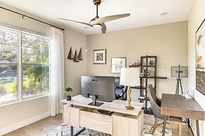 Port St Lucie Home w/ Lanai ~ 4 Mi to Downtown