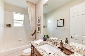 Port St Lucie Home w/ Lanai ~ 4 Mi to Downtown