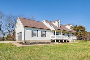 Charming Country Home w/ Deck - 20 Mi to Franklin