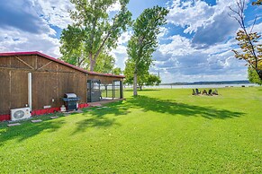 Lakefront Graford Home w/ Fire Pit + Private Dock!