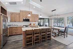 4 Mugho 3 Bedroom Home by RedAwning