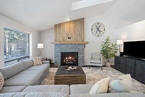 4 Mugho 3 Bedroom Home by RedAwning