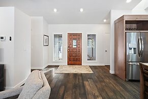 4 Mugho 3 Bedroom Home by RedAwning