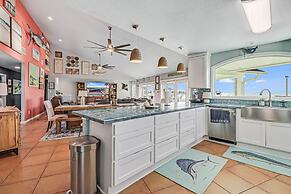 Baydream 4 Bedroom Home by RedAwning