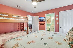 Baydream 4 Bedroom Home by RedAwning