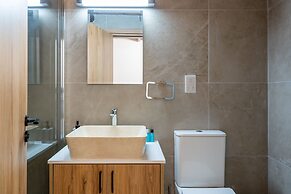 Stone Court Boutique Studios