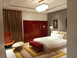 Sujimoto Apartment MacDonalds