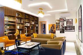 Sujimoto Apartment MacDonalds