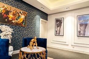 Sujimoto Apartment MacDonalds