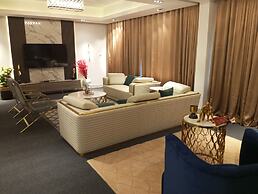 Sujimoto Apartment MacDonalds