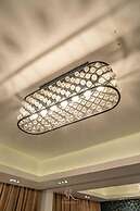 Sujimoto Apartment MacDonalds