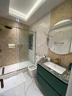 Sujimoto Apartment MacDonalds