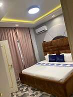 Sujimoto Apartment MacDonalds