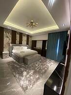 Sujimoto Apartment MacDonalds