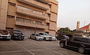 Sujimoto Apartment MacDonalds