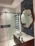 Sujimoto Apartment MacDonalds