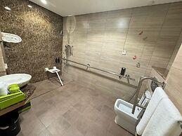 La Quinta by Wyndham Abu Dhabi Al Wahda