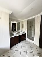 Chic and stylish 3 bedroom apartment