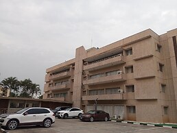 MacDonald Apartments A5