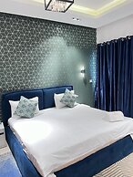 MacDonald Apartments A5