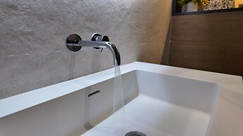 BLAU Student Housing & Language Academy